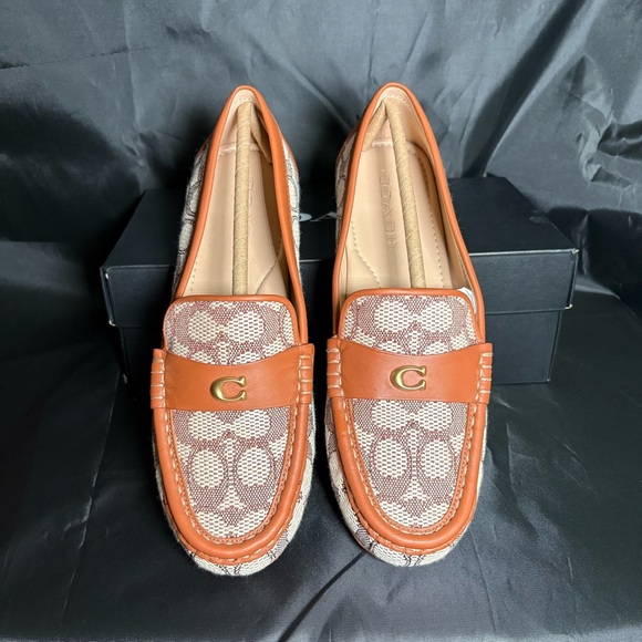 Coach Woman’s Tan and Brown Loafers- shoes used once - Picture 15 of 16